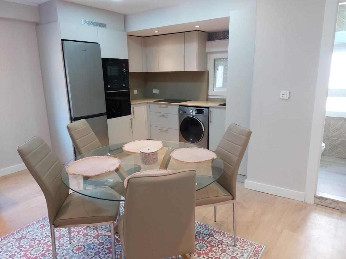 Piso En El Centro Apto 5 Personas Con Garaje Privado Avilés Extérieur photo