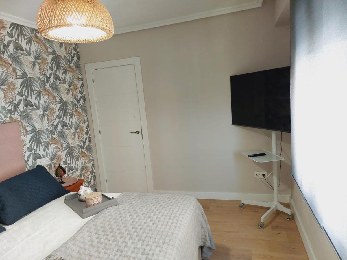 Piso En El Centro Apto 5 Personas Con Garaje Privado Avilés Extérieur photo