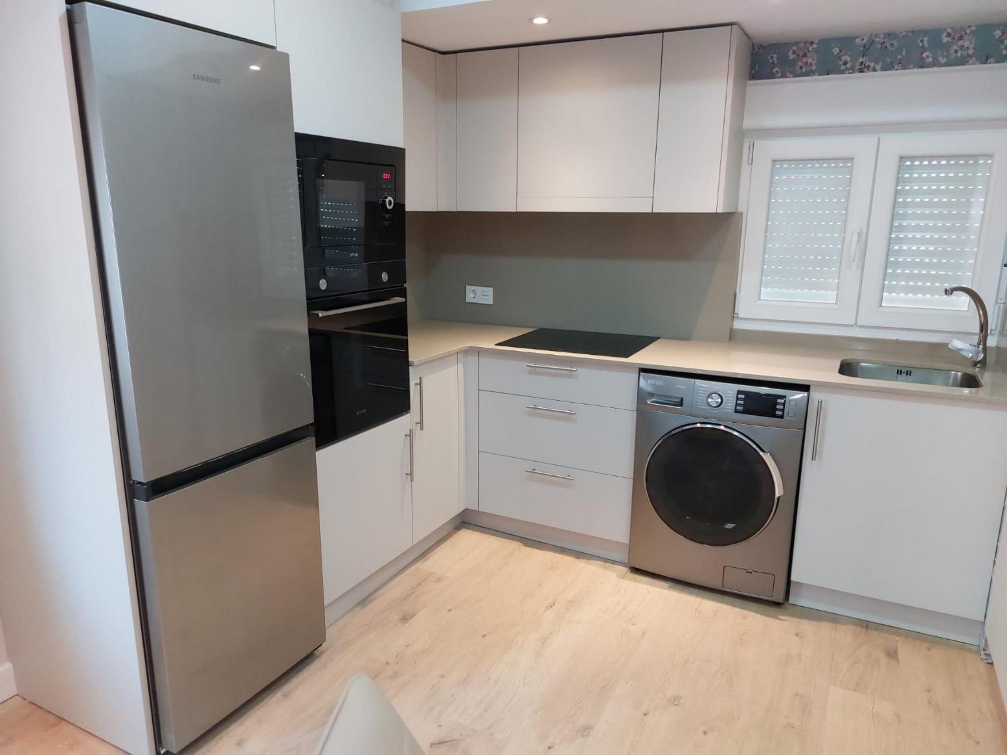 Piso En El Centro Apto 5 Personas Con Garaje Privado Avilés Extérieur photo